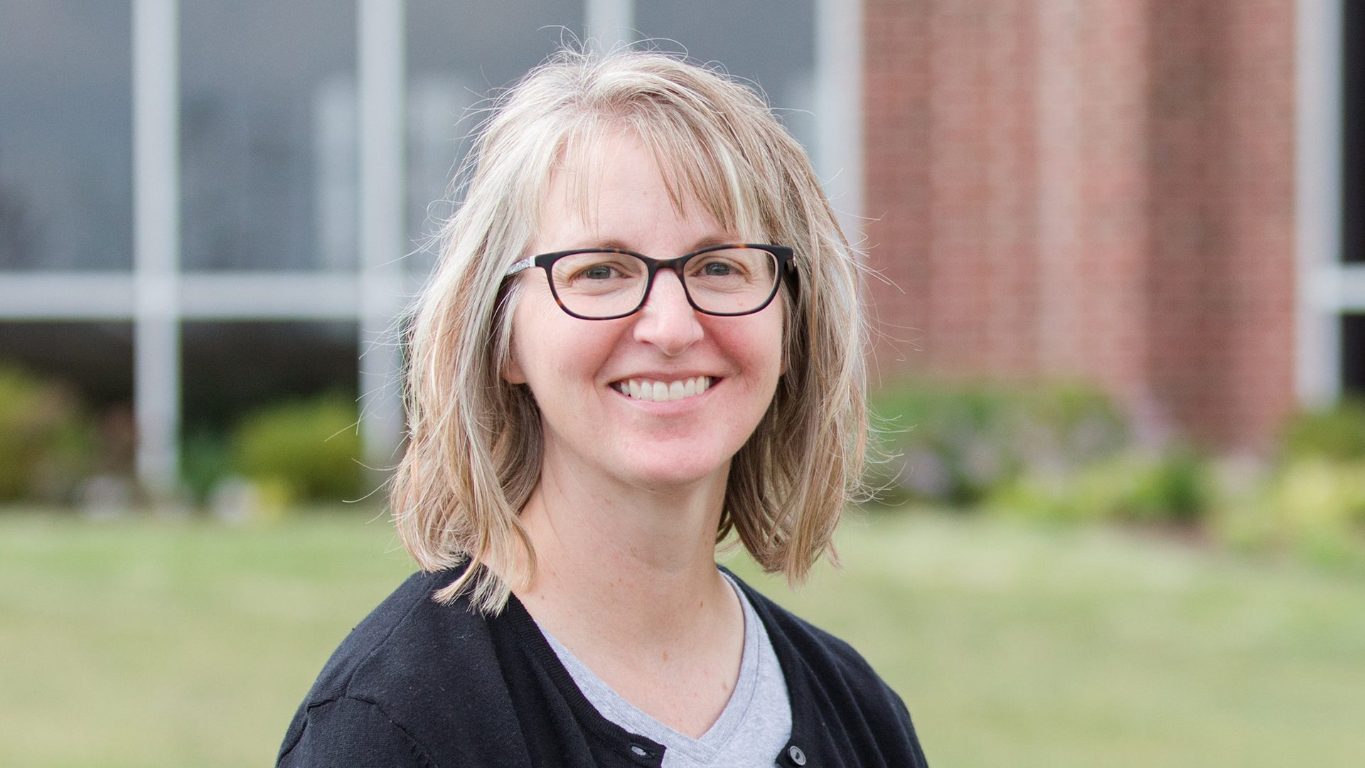 Featured image for “Helen Barngrover”